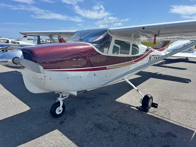 1960 Cessna 210