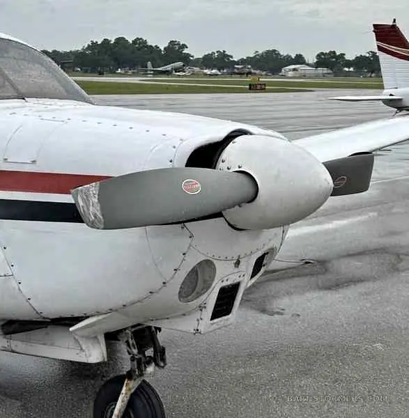 Mooney M20B