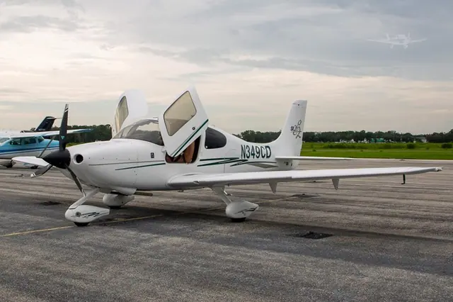 2005 Cirrus SR20-G2