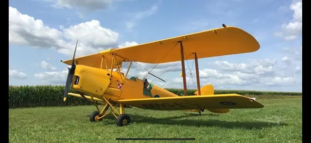 1940 Dehavilland DH-82 Tiger Moth