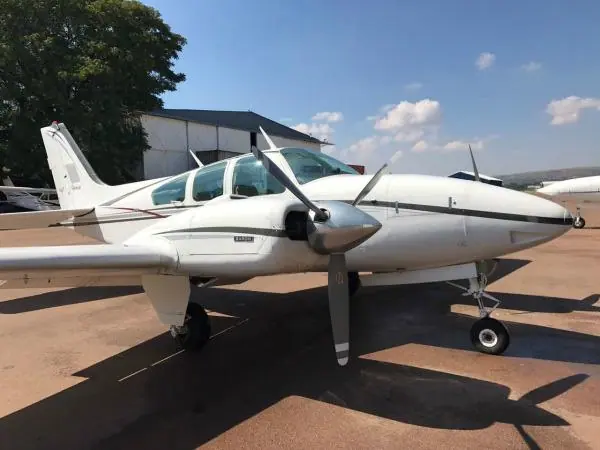 1975 Beechcraft Baron B55