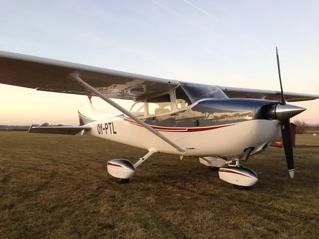 1986 Cessna F-172 P