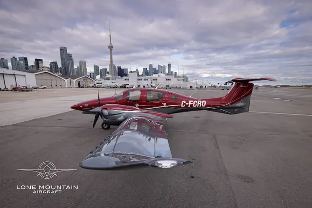 2021 Diamond DA62 in