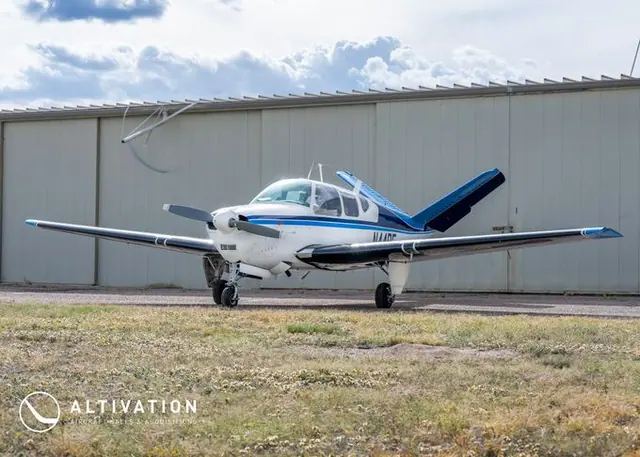 1957 Beechcraft H35 Bonanza