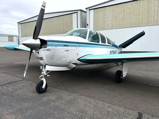 1976 Beechcraft V35B Bonanza