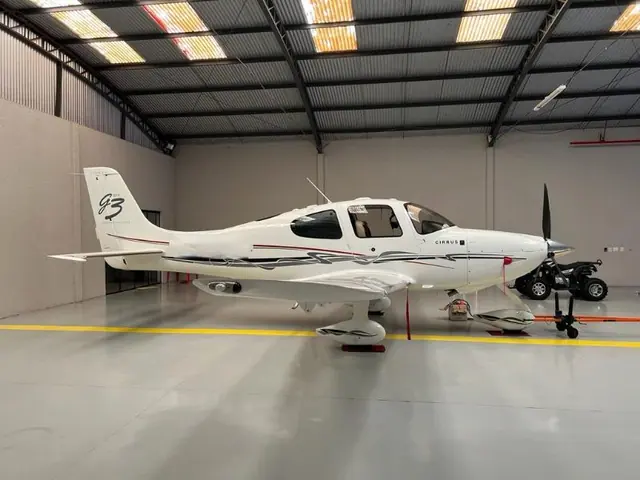 Cirrus SR22 SR 22 GTS 2008