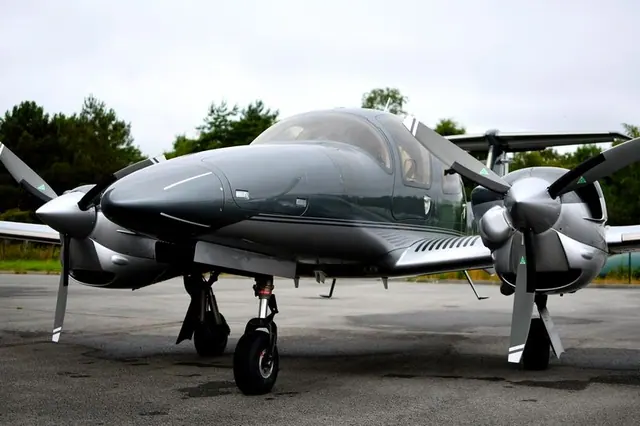 2016 Diamond DA62 168HP