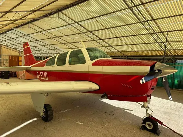 1966 Beechcraft Debonair 33