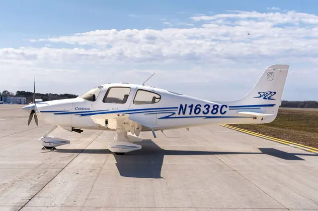 2003 Cirrus SR22 G1 (N1638C)