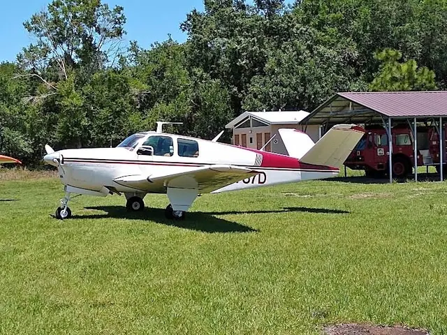 Aircraft -Beechcraft Bonanza- C-35 -V Tail-1952