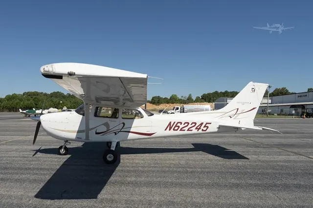 2008 Cessna 172S Skyhawk SP (N62245)