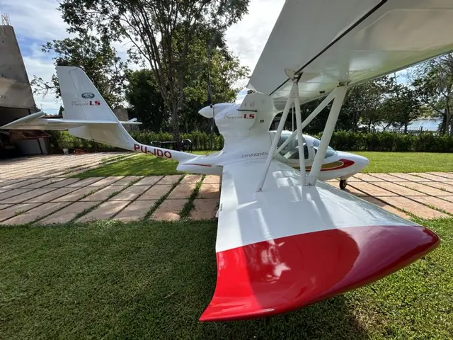 Edra / Scoda Super Petrel 2012