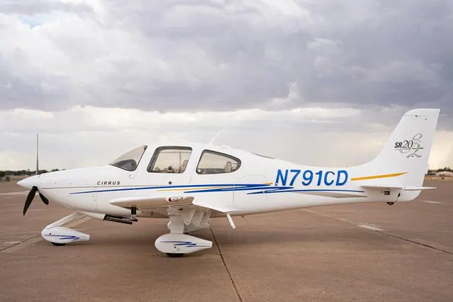 2004 Cirrus SR20-G2