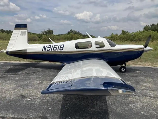 1998 Mooney M20K Encore