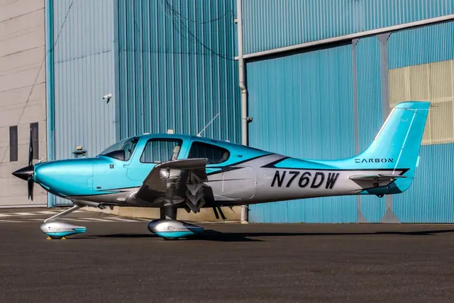 2022 Cirrus SR22T-G6 GTS (N76DW)