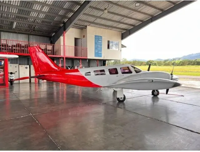 1980 Piper Seneca II Conv 220T