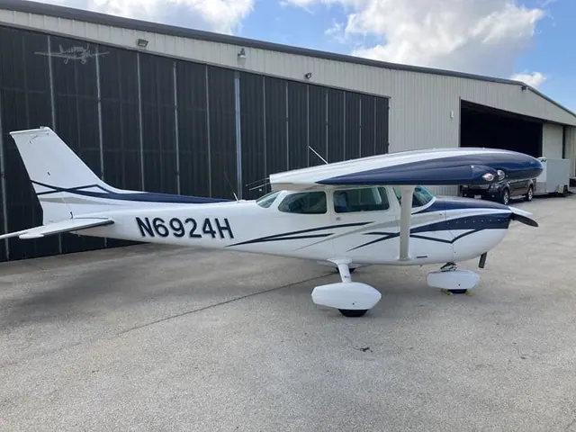 1975 Cessna 172M Skyhawk