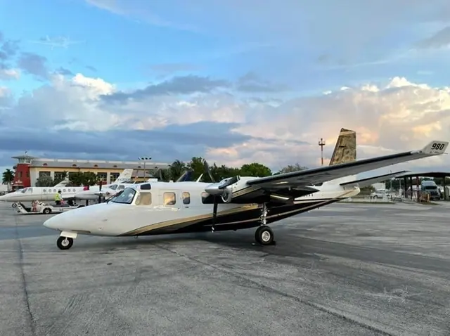 1980 Commander 980