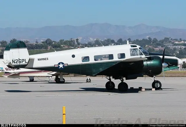1964 Beechcraft H18