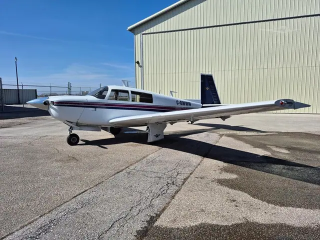 1977 Mooney M20J