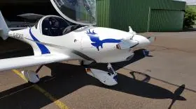 2001 Aquila A210