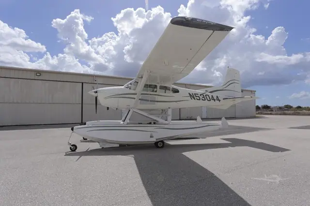1973 Cessna A185F Amphibian
