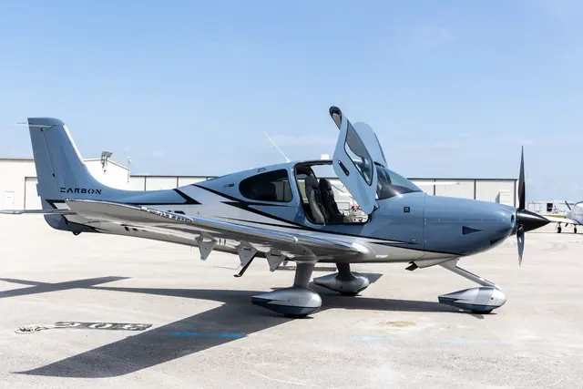 2022 Cirrus SR22T-G6 GTS (N71JB)