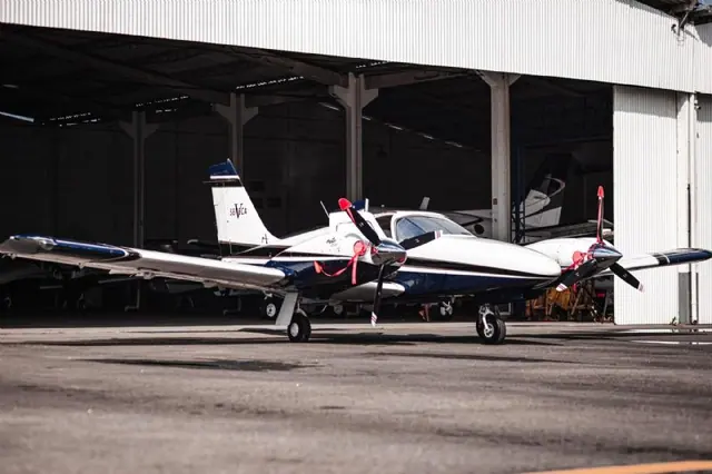 Piper Seneca V PA-34-220T 2000