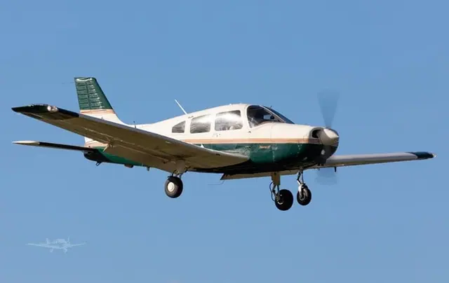 2000 Piper Archer III