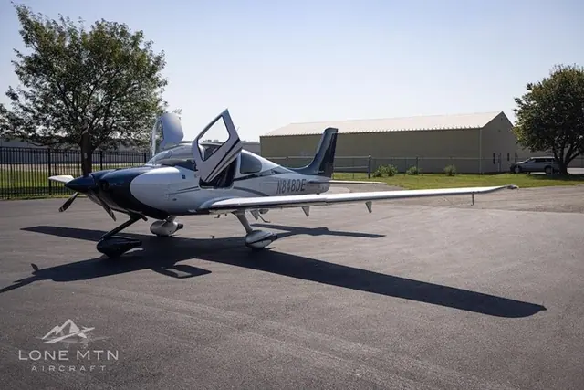 2014 Cirrus SR22-G5