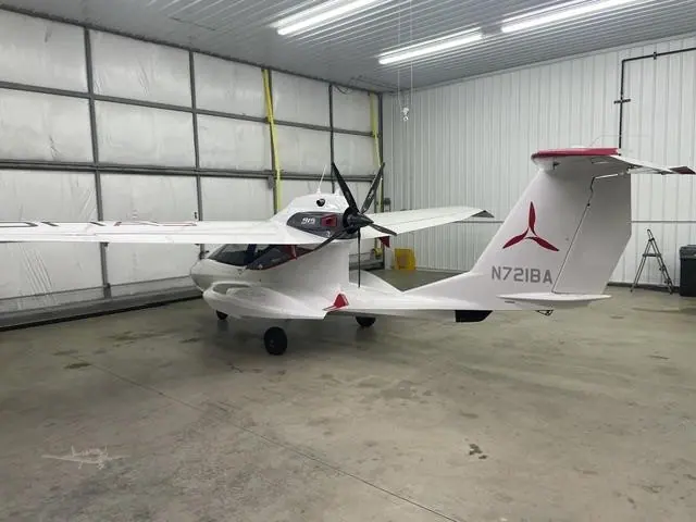 2017 Icon A5