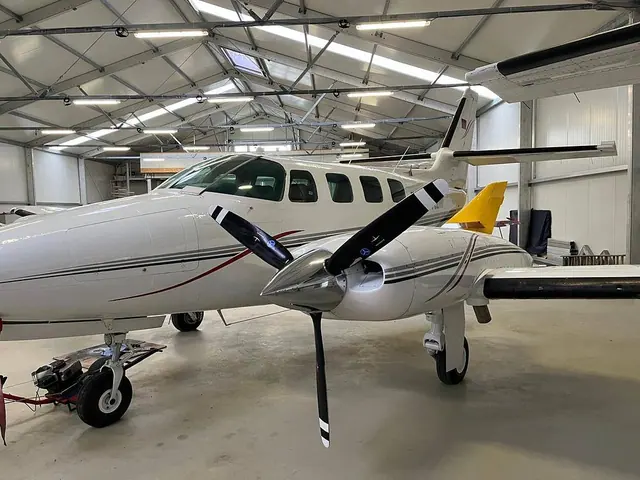 1982 Cessna T-303 Crusader