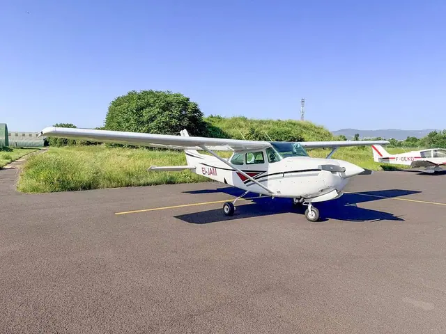 1980 Cessna 172-RG Cutlass G5