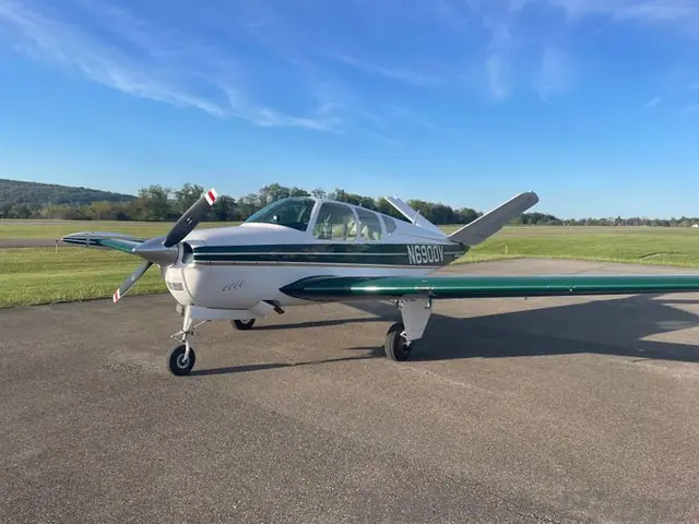 1957 Beechcraft H35 Bonanza