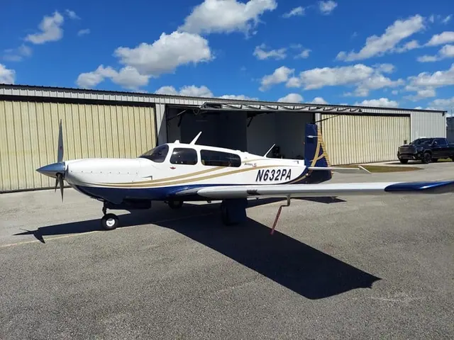 2007 Mooney Acclaim Type S
