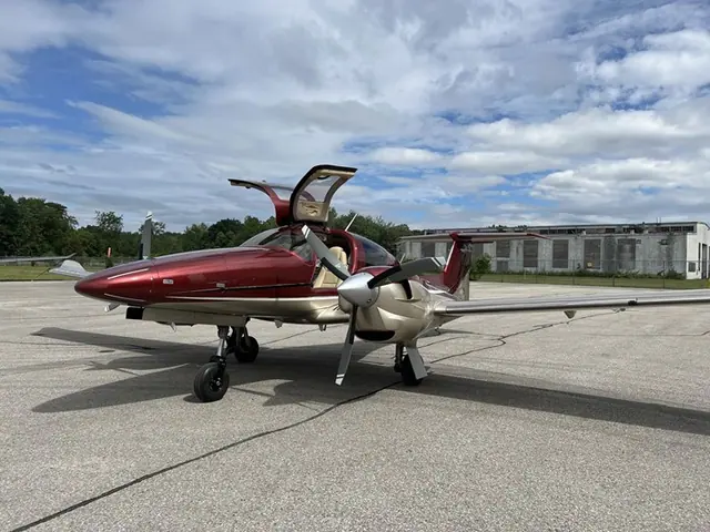 2023 Diamond DA62