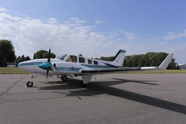 1982 Beechcraft 58P Baron