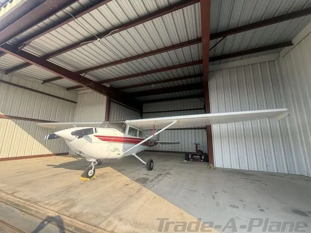 1977 Cessna 172 Hawk XP-R172