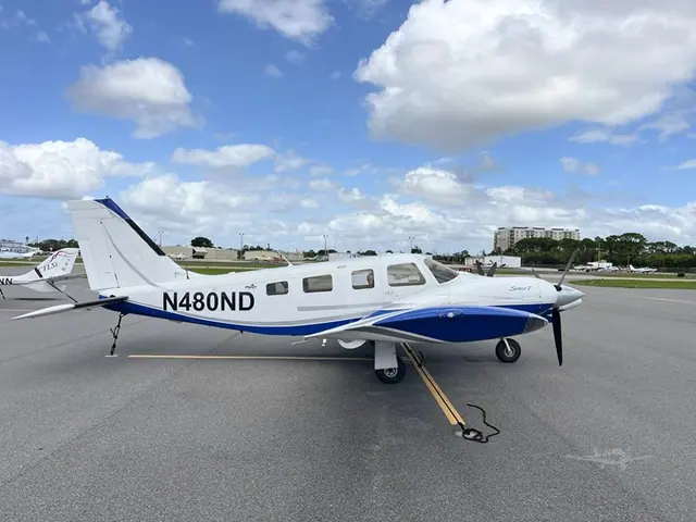 2004 Piper Seneca V