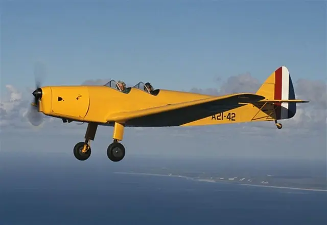 1939 De Havilland DH-94 Moth Minor