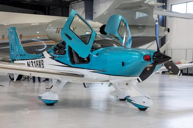 2023 Cirrus SR22-G6