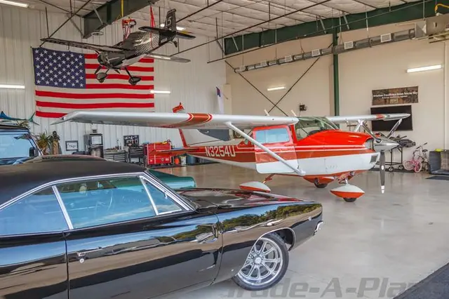 1964 Cessna 182F Skylane