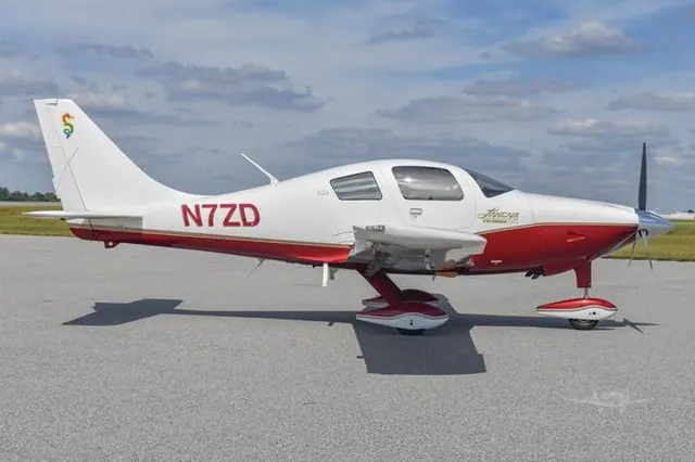 2005 Columbia 350