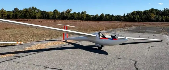 1985 DG Flugzeugbau DG-300