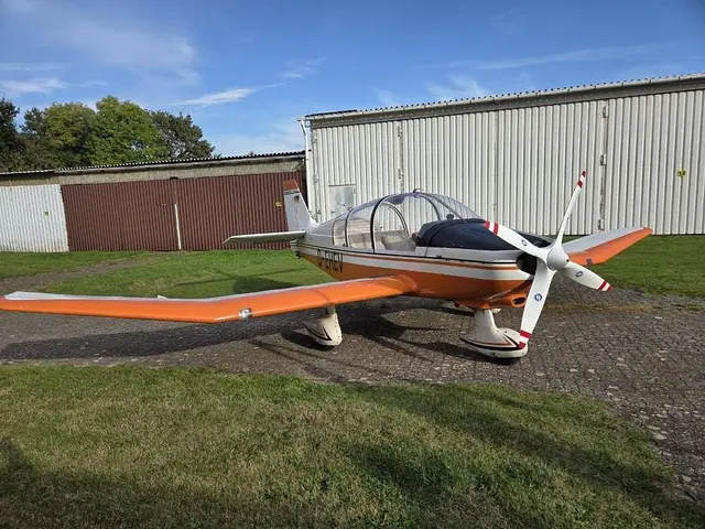 1975 Robin DR-400/180 Remo