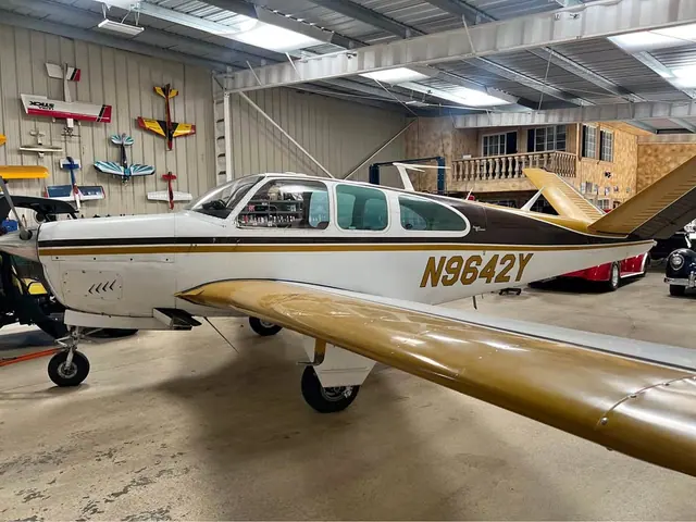 1962 Beechcraft Bonanza P35
