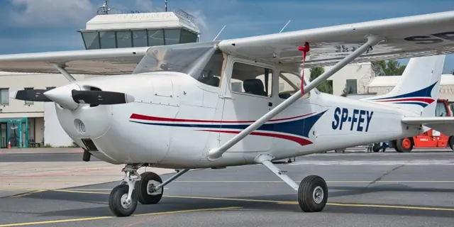 1972 Cessna F172L