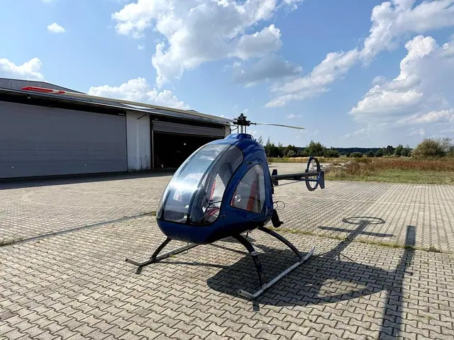 2010 American Ultrasport 496H