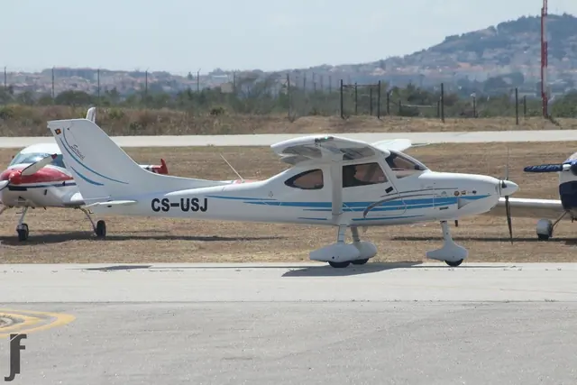 2010 TL Ultralight TL-3000 Sirius