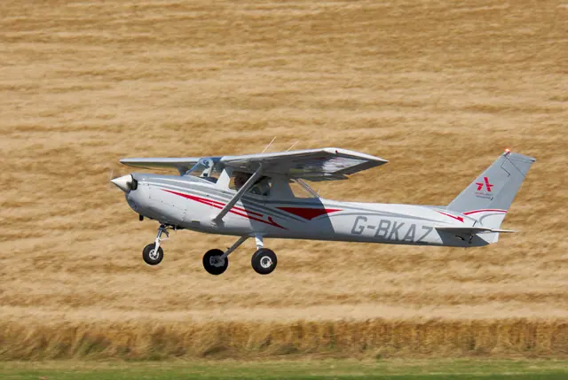 1979 Cessna 152 (G-BKAZ)